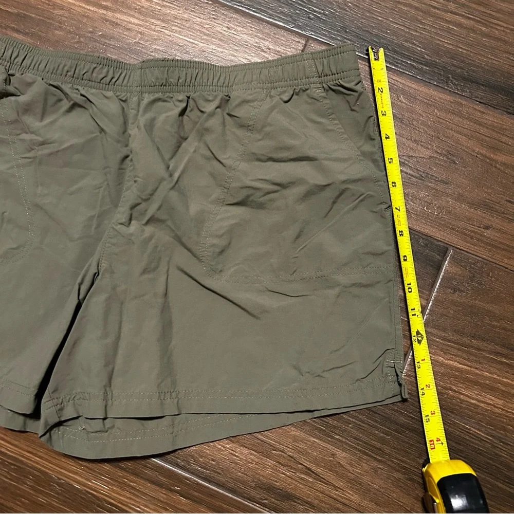 Columbia‎ Women’s Pull-On Shorts Performance Zipper Pocket Olive Green XL